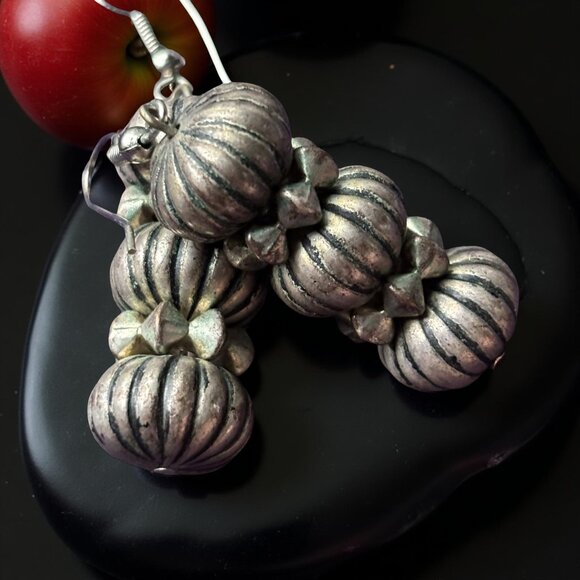 Vintage Silver-Tone Bead Earrings – Southwestern Boho Tribal Style - Picture 5 of 8